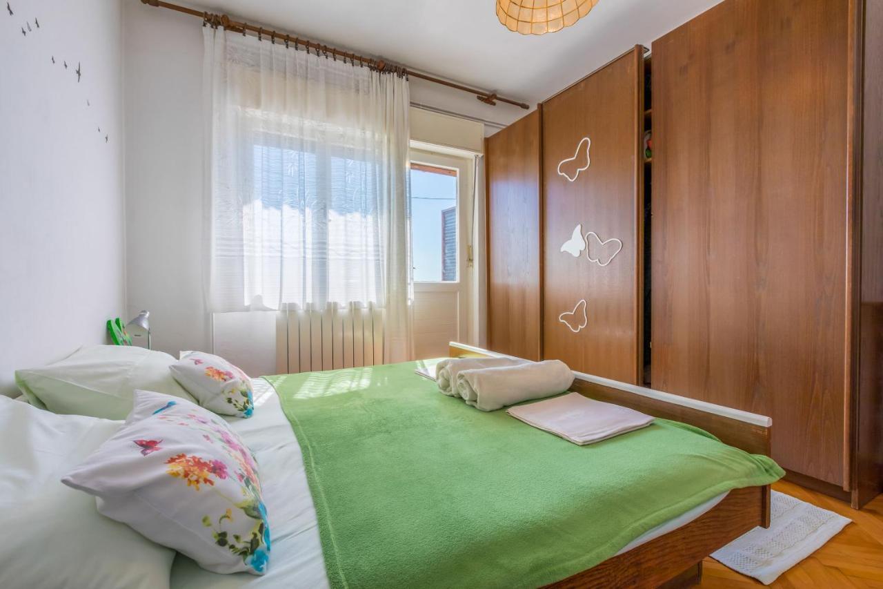 Apartments Marmar Crikvenica Exterior foto
